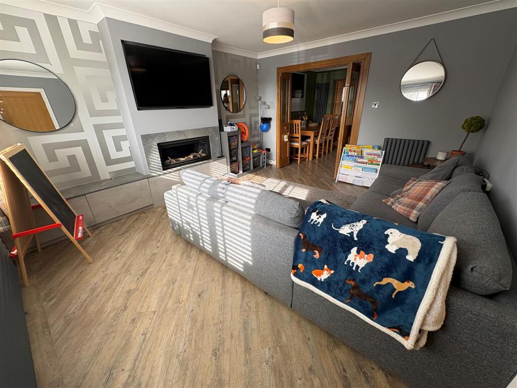 Additional image 5 of Dunmore Avenue, Queensbury, Bradford