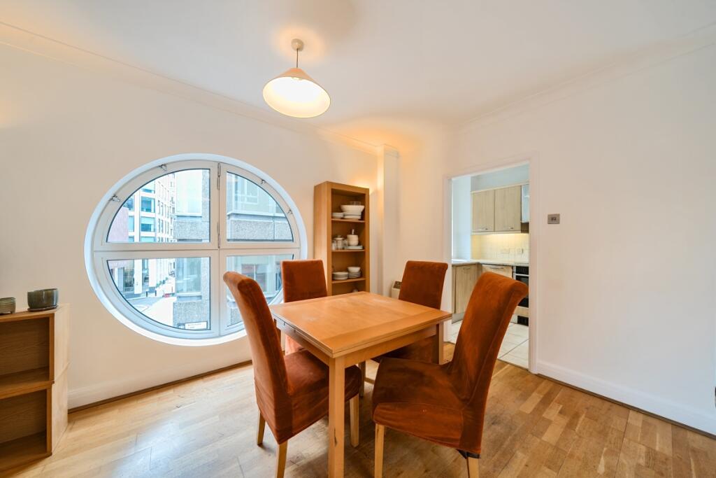 Apartment in London, City of London - View 5