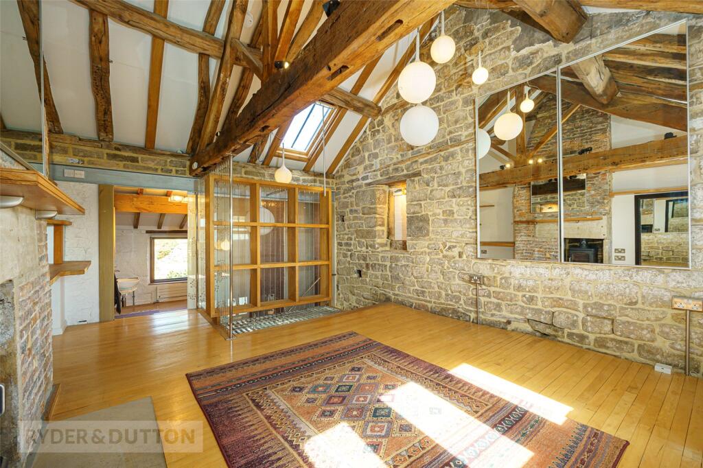House in Kirklees, Holme Valley - View 5