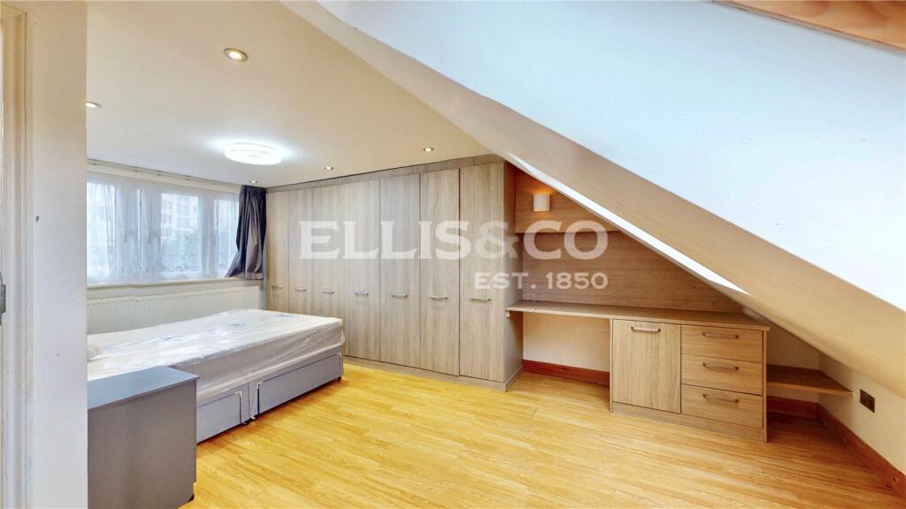 Main image of property: Greenway Close, London, NW9