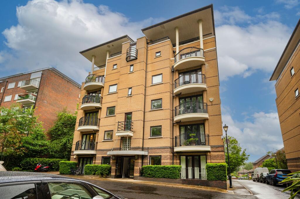 Main image of property: Ridgeway Gardens, Highgate, N6
