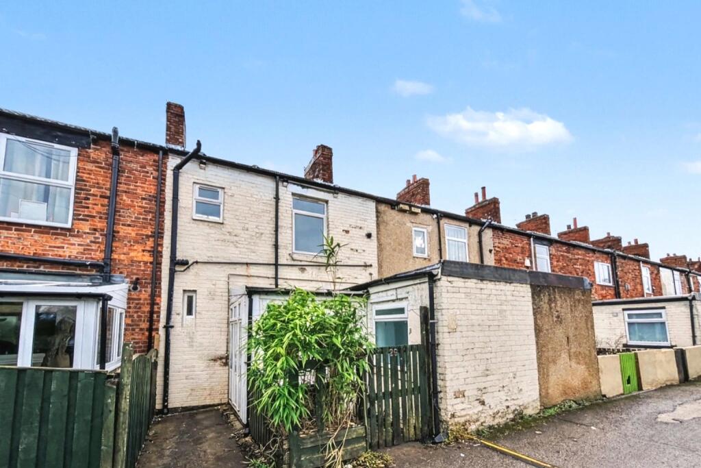 Main image of property: Long Row, New Sharlston, Wakefeild, WF4 1BH, WF4