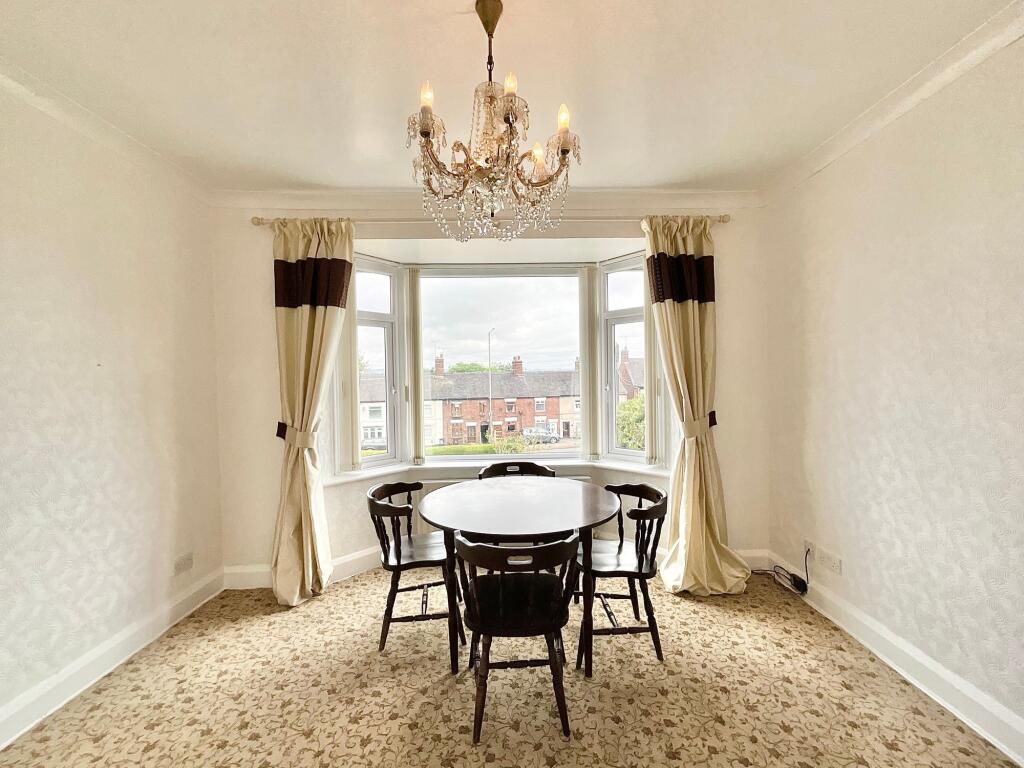 House in Stoke-on-Trent - More