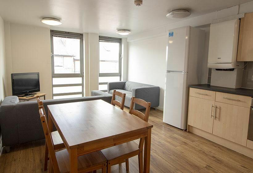 Main image of property: 156b, Mansfield Road, Nottingham, NG1 3HW