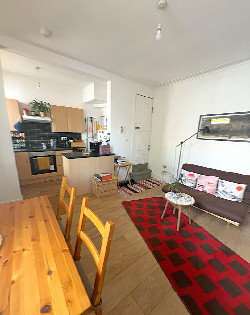 Main image of property: Conway Place, Leeds, LS8