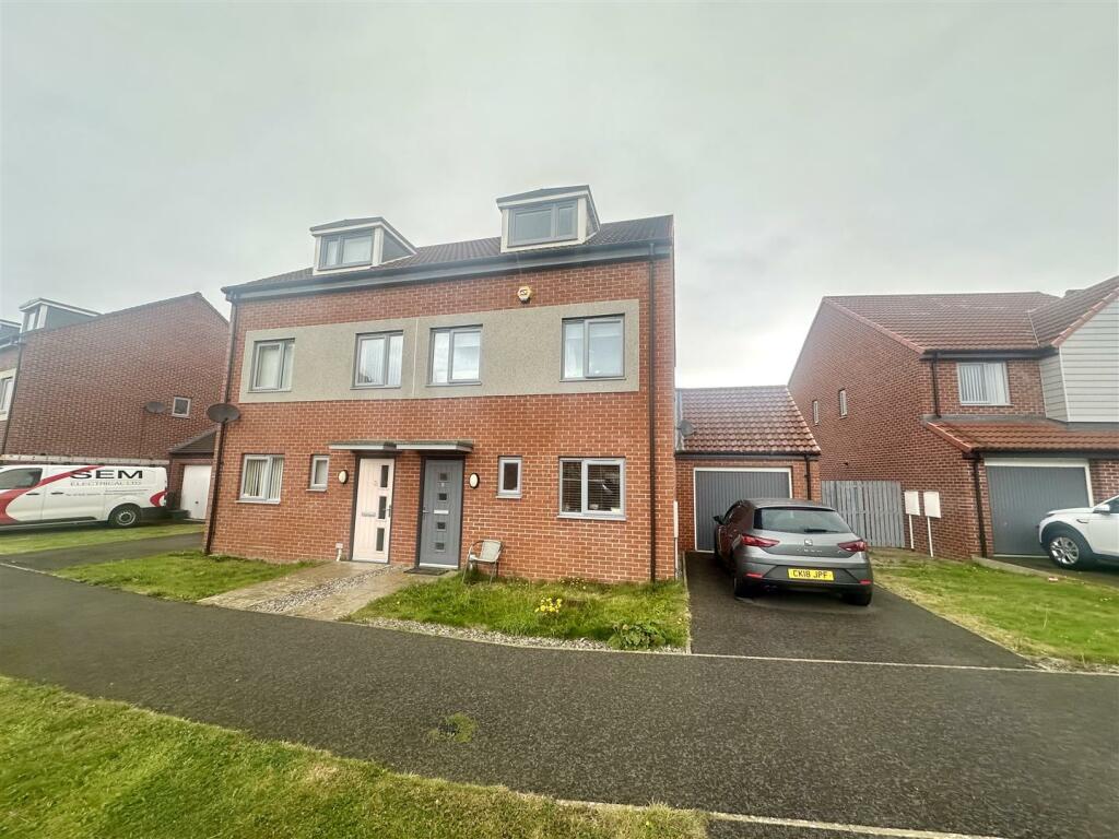 3-bed semi-detached on John Dixon Lane, Darlington, £180,000
