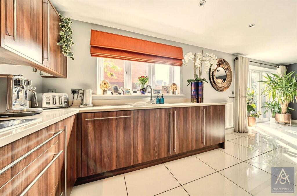 Main image of property: Needlepin Way, Buckingham, Buckinghamshire