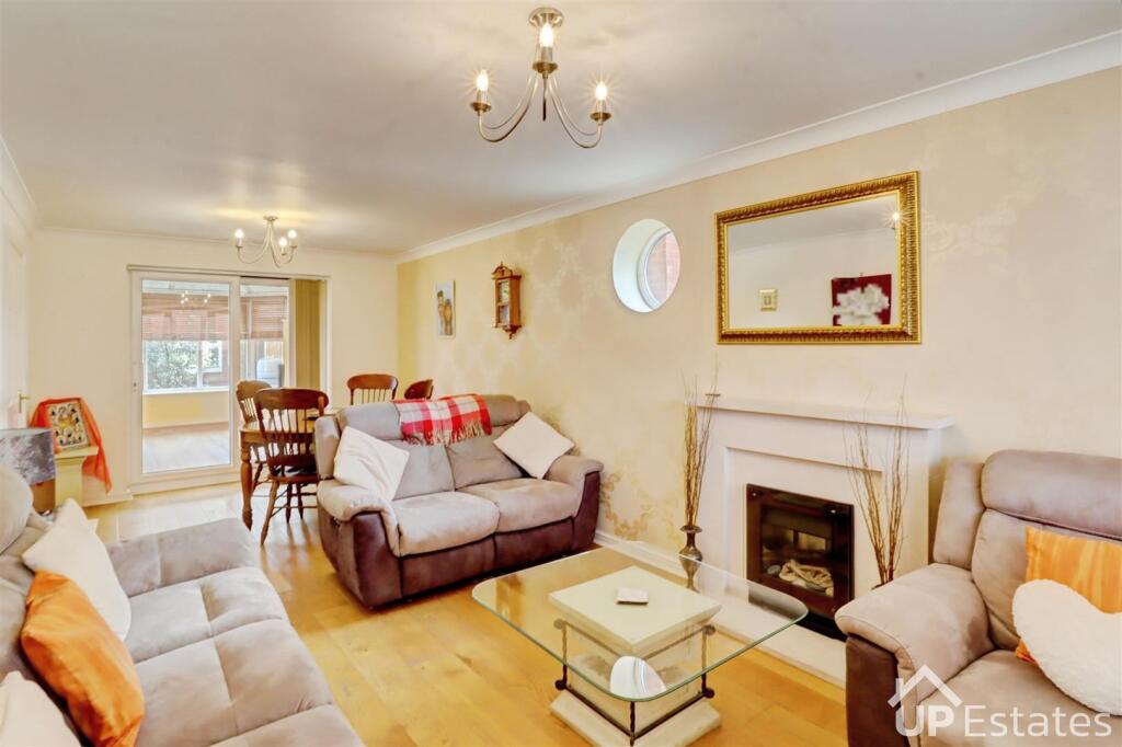 House in Bedworth - View 4