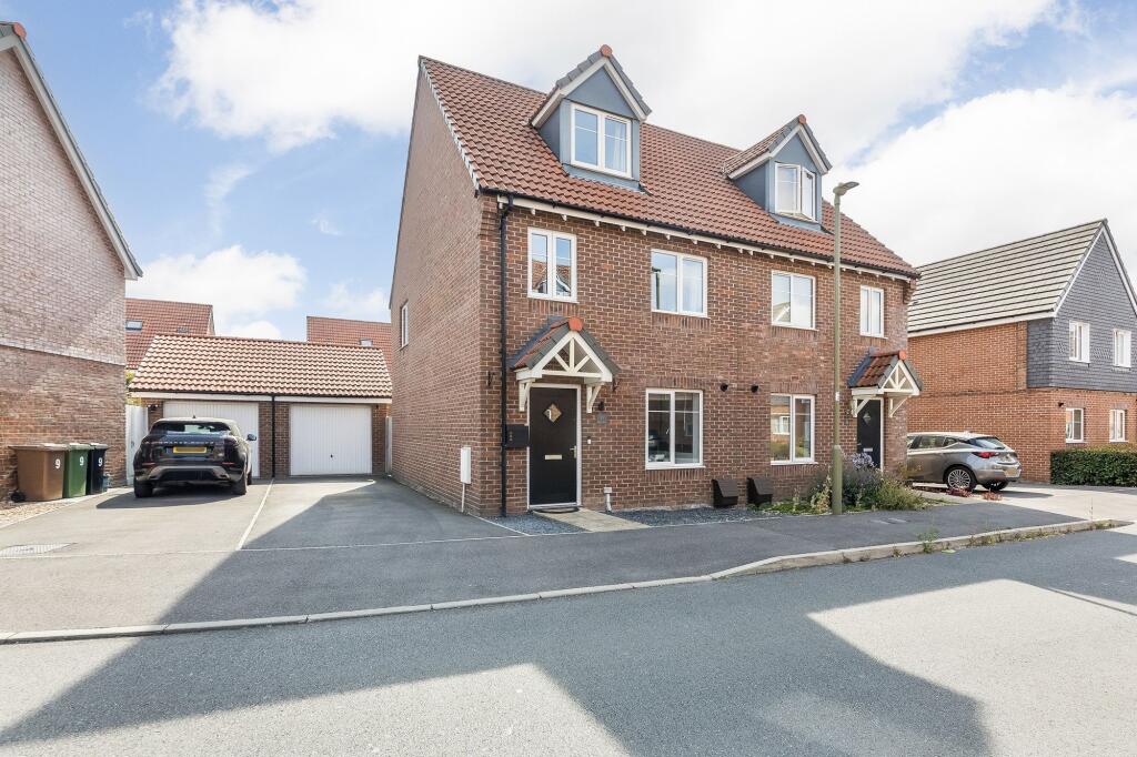 Main image of property: Falcon Drive, Didcot, OX11