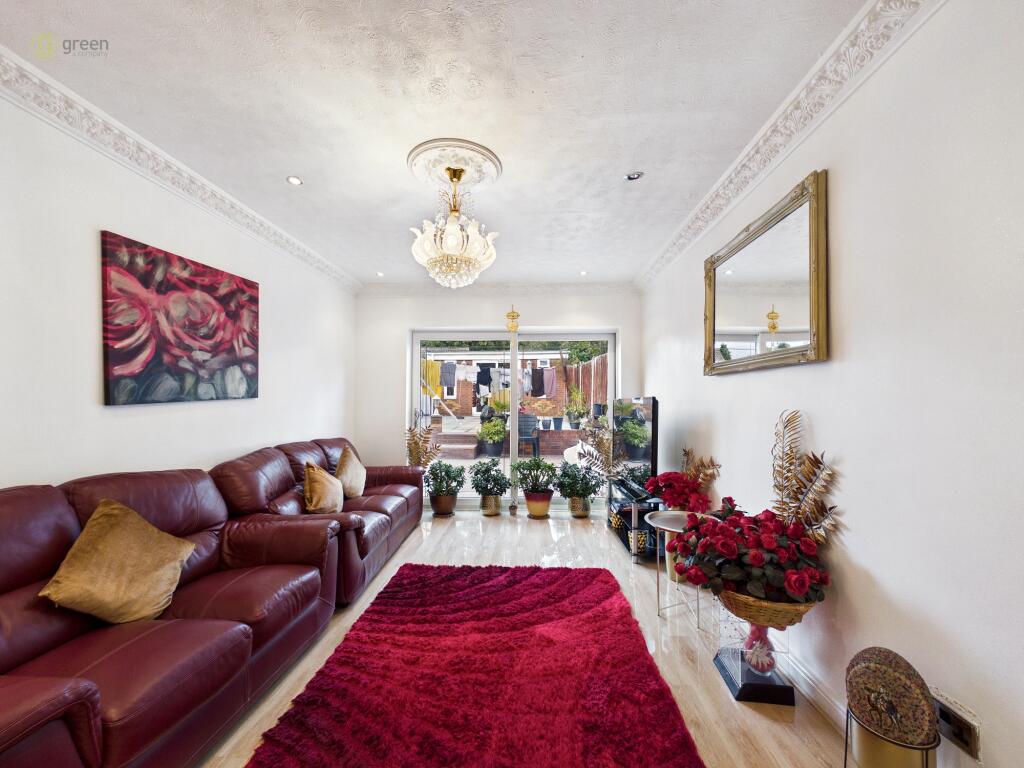 House in Birmingham, Hodge Hill - View 3