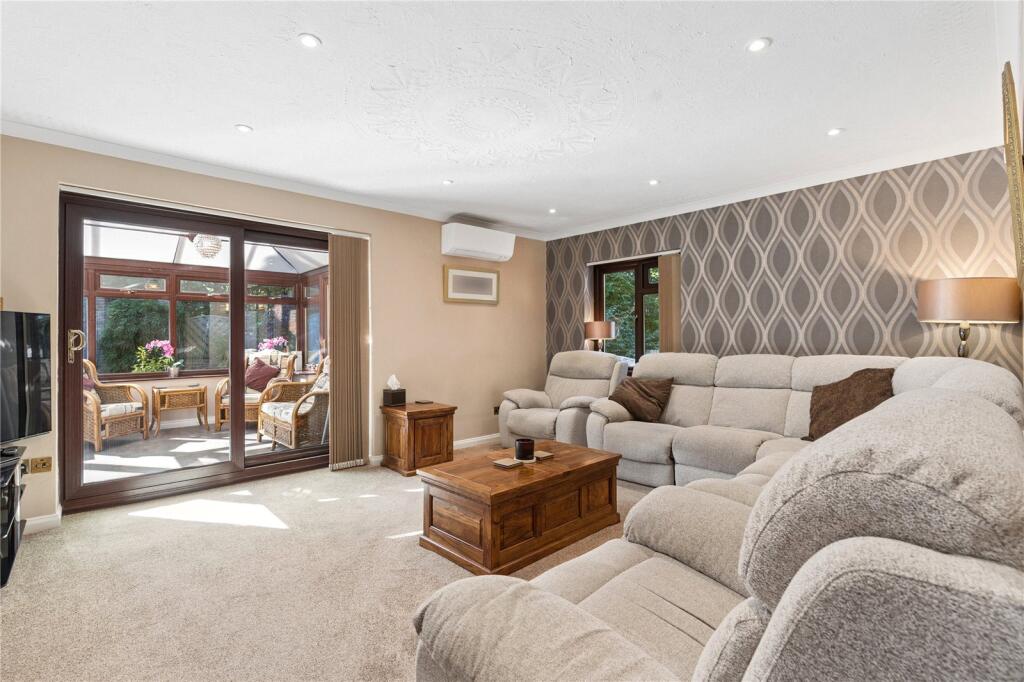 House in Rochester - View 5