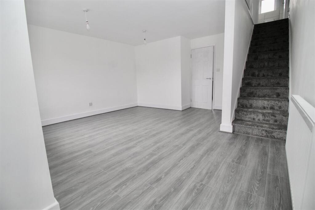 House in Solihull, Bickenhill and Marston Green - View 2