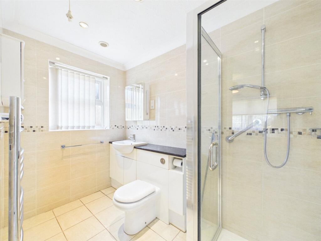 House in Christchurch, Iford, Fairmile - More