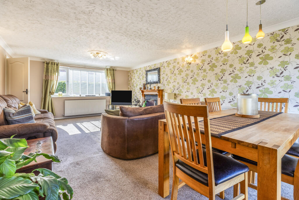Alderford Close, Clitheroe, BB7 - View 4