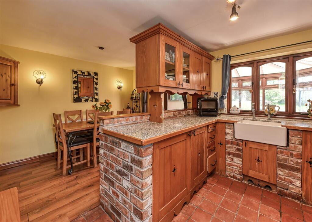 House in South Staffordshire, Edgefield, Pattingham and Patshull - View 5