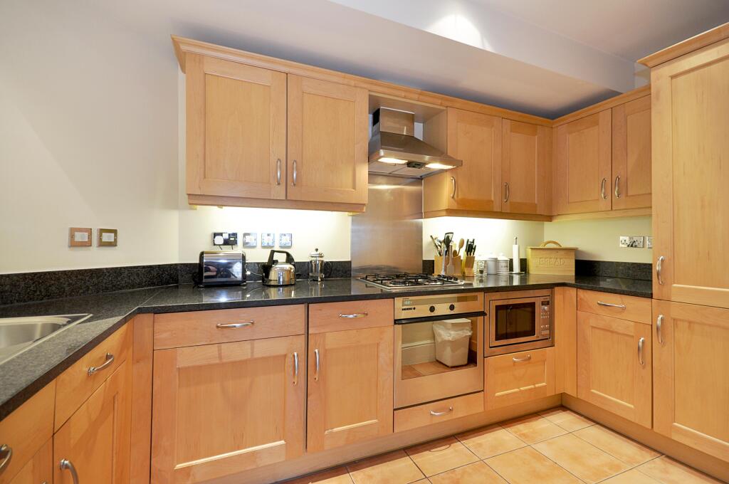 Apartment in London - View 2