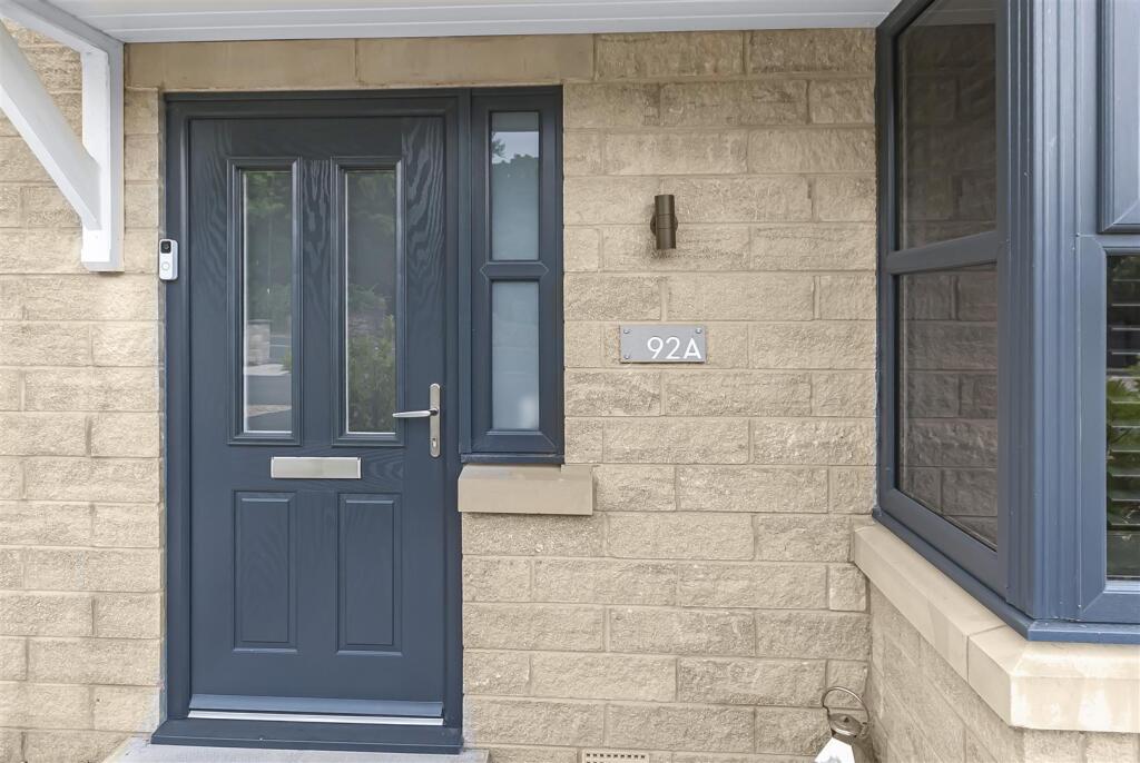 House in High Peak, Chapel-en-le-Frith - View 3