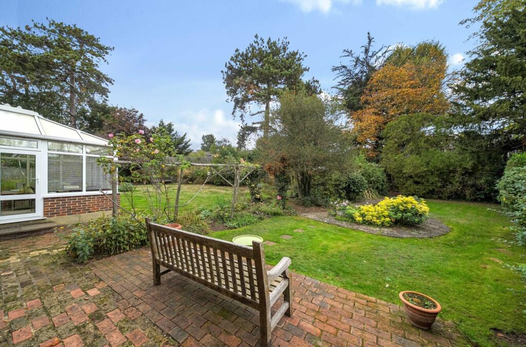 Ravenshill, Chislehurst, Kent, BR7 photo 4