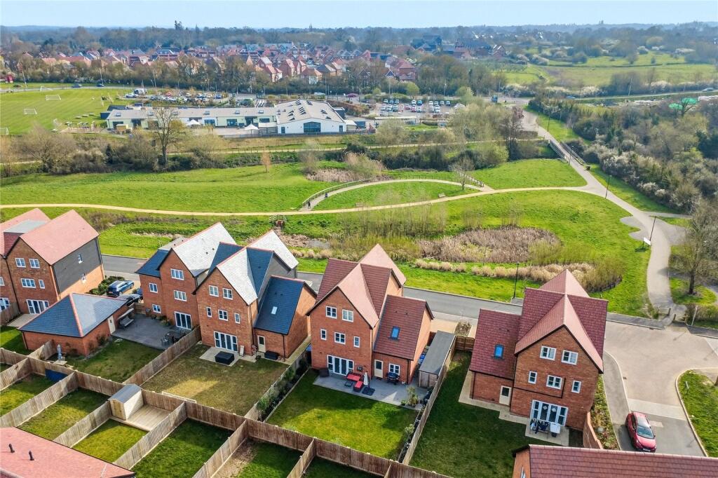 Main image of property: Woodward Lane, Warfield, Bracknell, Berkshire, RG42