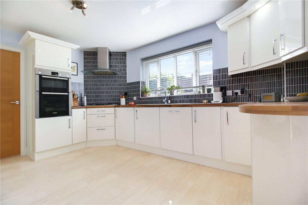 House in South Norfolk, Poringland - More