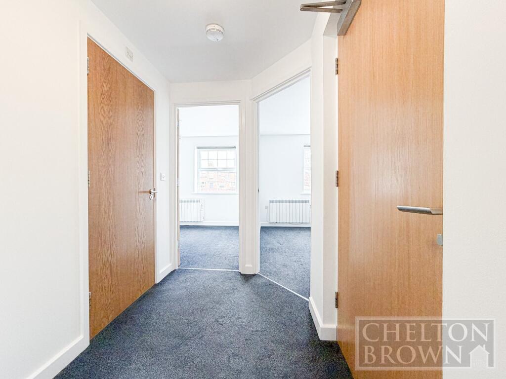 Apartment in Northampton, West Northamptonshire - View 5