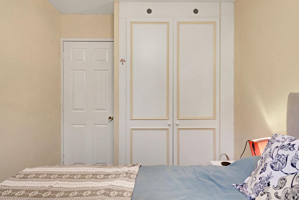 Apartment in Worcester - View 3