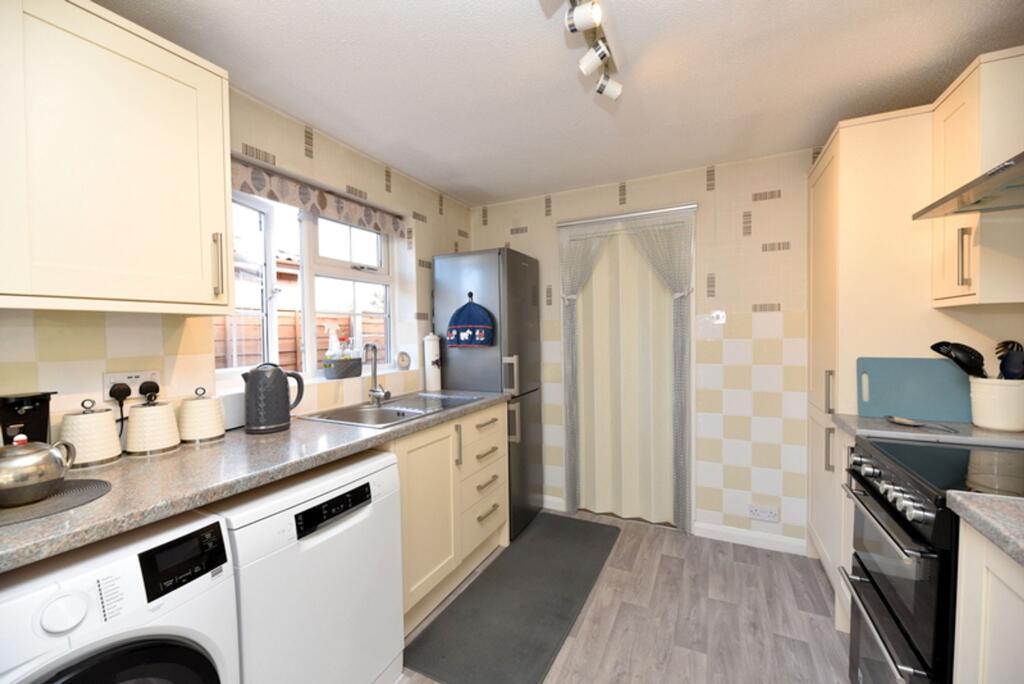 House in Biggleswade, Central Bedfordshire - More