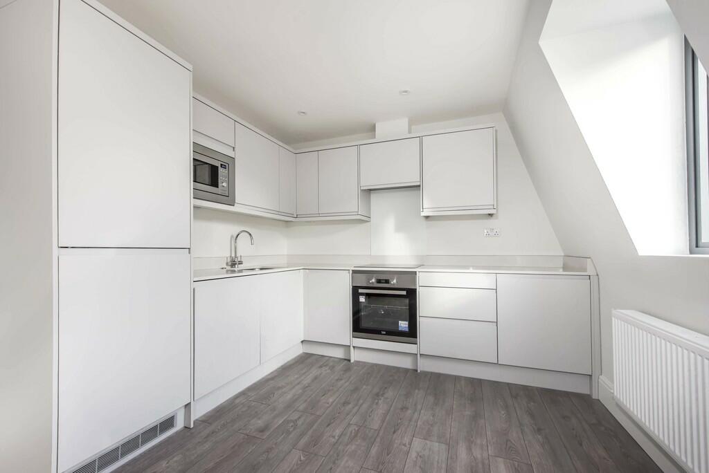 Apartment in London, Ickenham - View 2