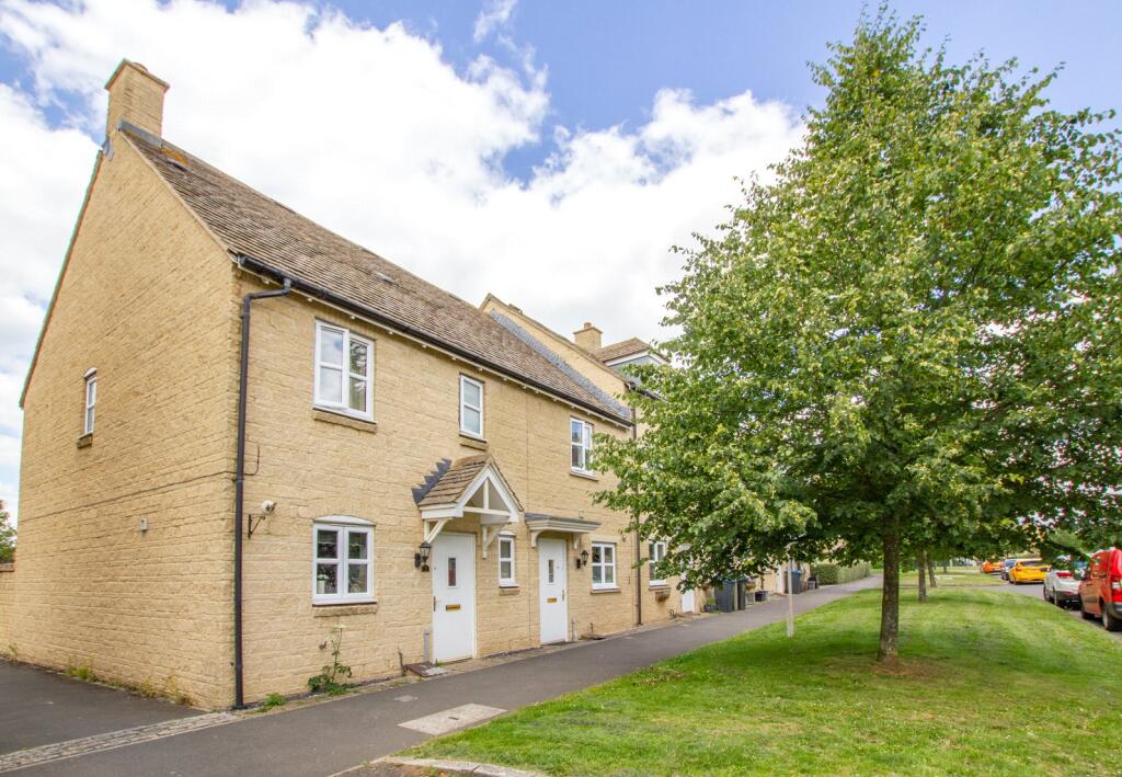 Main image of property: Elmhurst Way, Shilton Park, Carterton, Oxfordshire, OX18