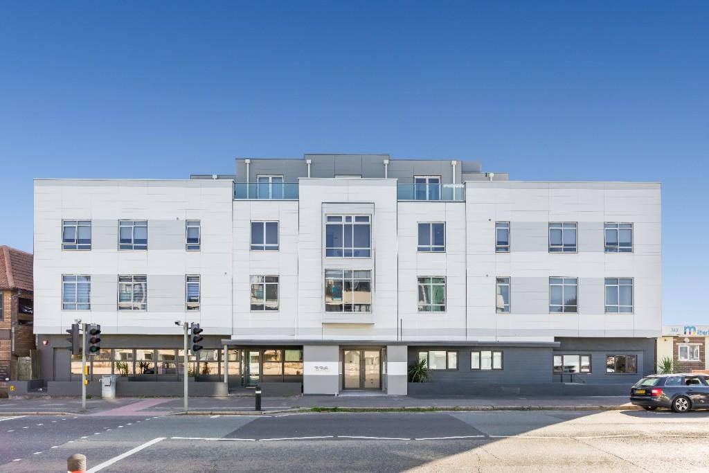 Main image of property: Kingsway, BN3