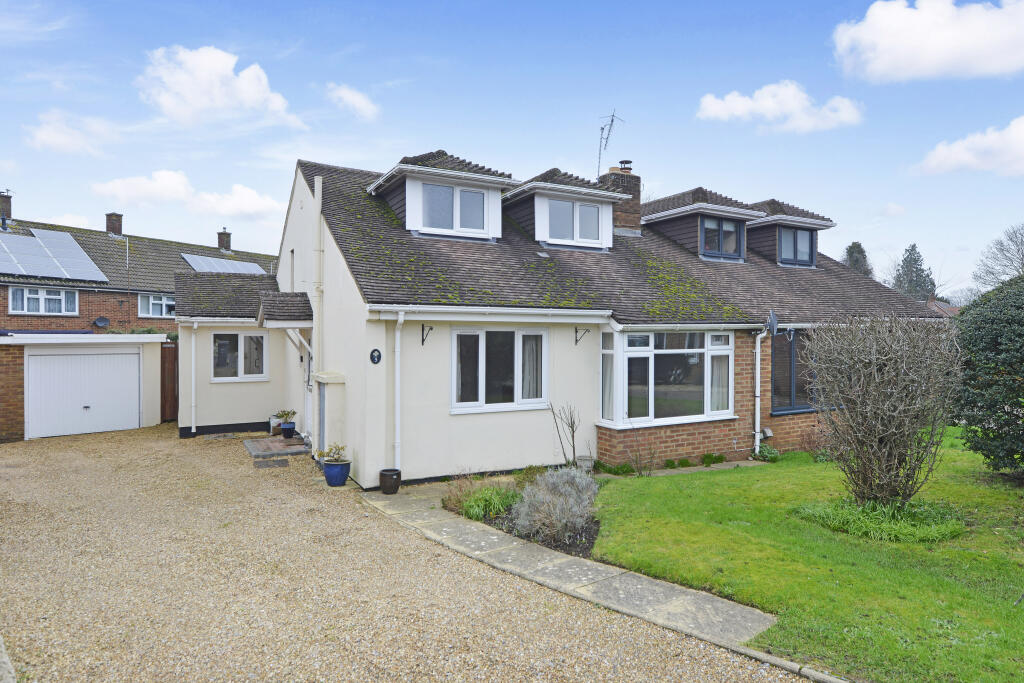 Main image of property: Malthouse Mead, Godalming, Surrey, GU8