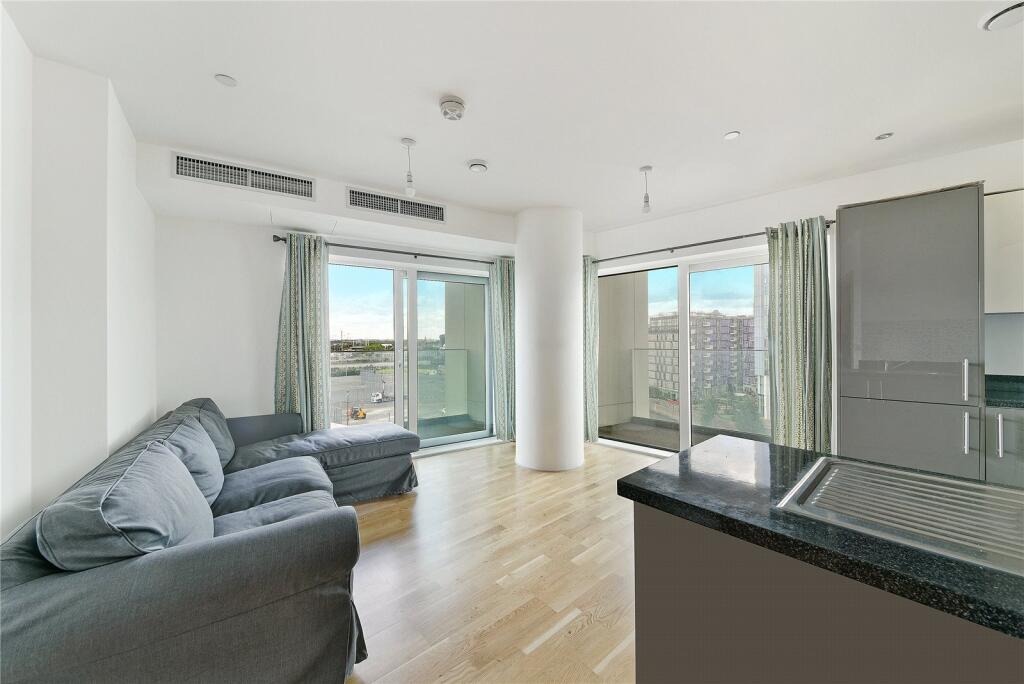 Main image of property: High Street, London, E15
