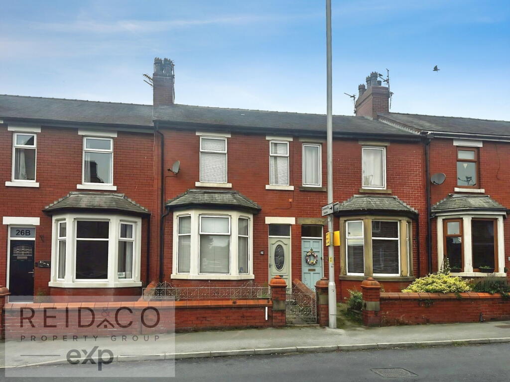 Main image of property: Garstang Road North, Wesham, Preston, PR4 3DD
