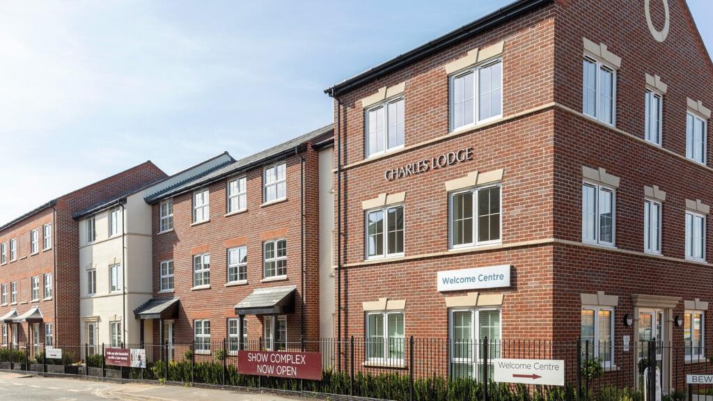 1-bed apartment on Swan Lane, Evesham, Worcestershire, WR11, £224,950
