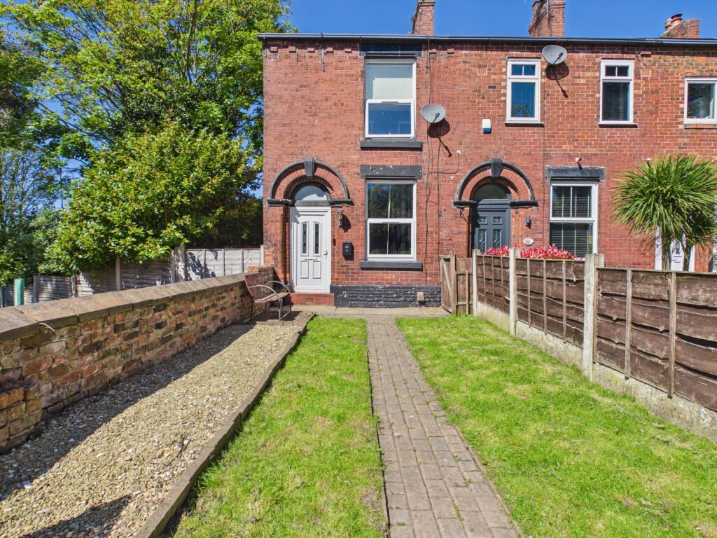 Main image of property: Vale Cottages, Hyde, SK14 4PH 