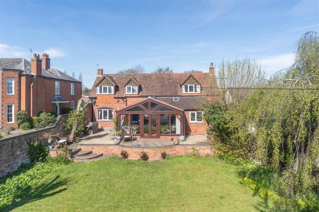 Main image of property: Broadwas, Worcestershire