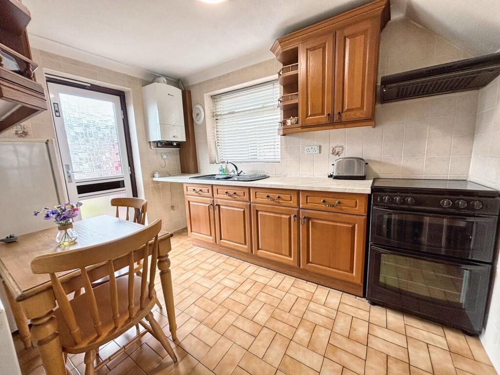 House in Cefn Glas, Laleston - View 5