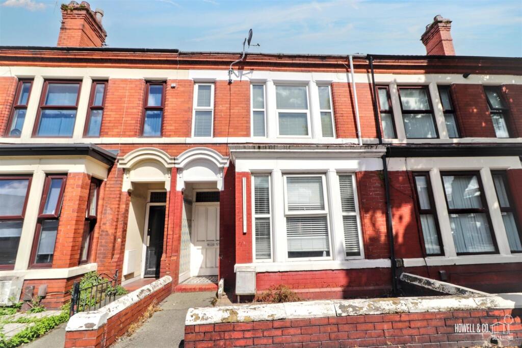 Main image of property: Wilderspool Causeway, Latchford, Warrington
