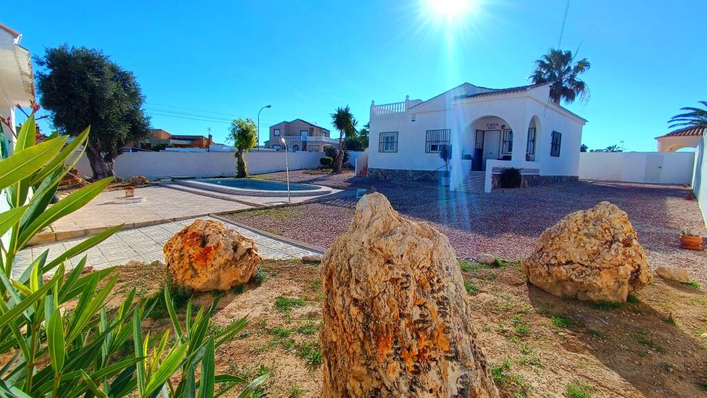 Main image of property: Valencia, Alicante, Torrevieja