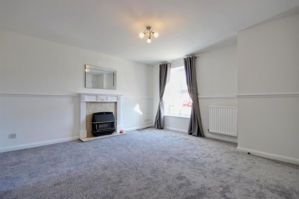House in Brandesburton, East Riding of Yorkshire - View 4