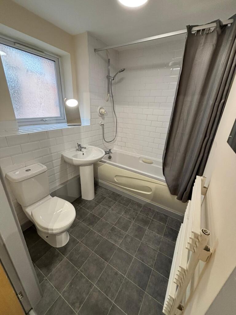 3 bedroom town house for rent