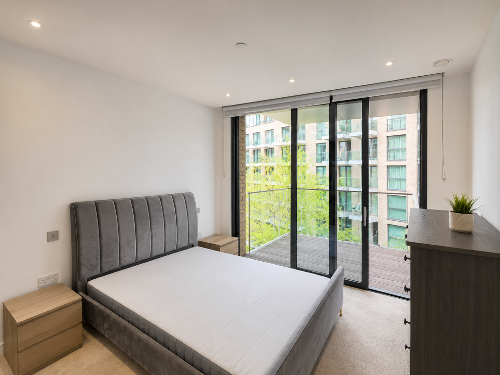 4 Canter Way, London, E1