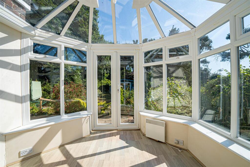 House in Tonbridge - View 4