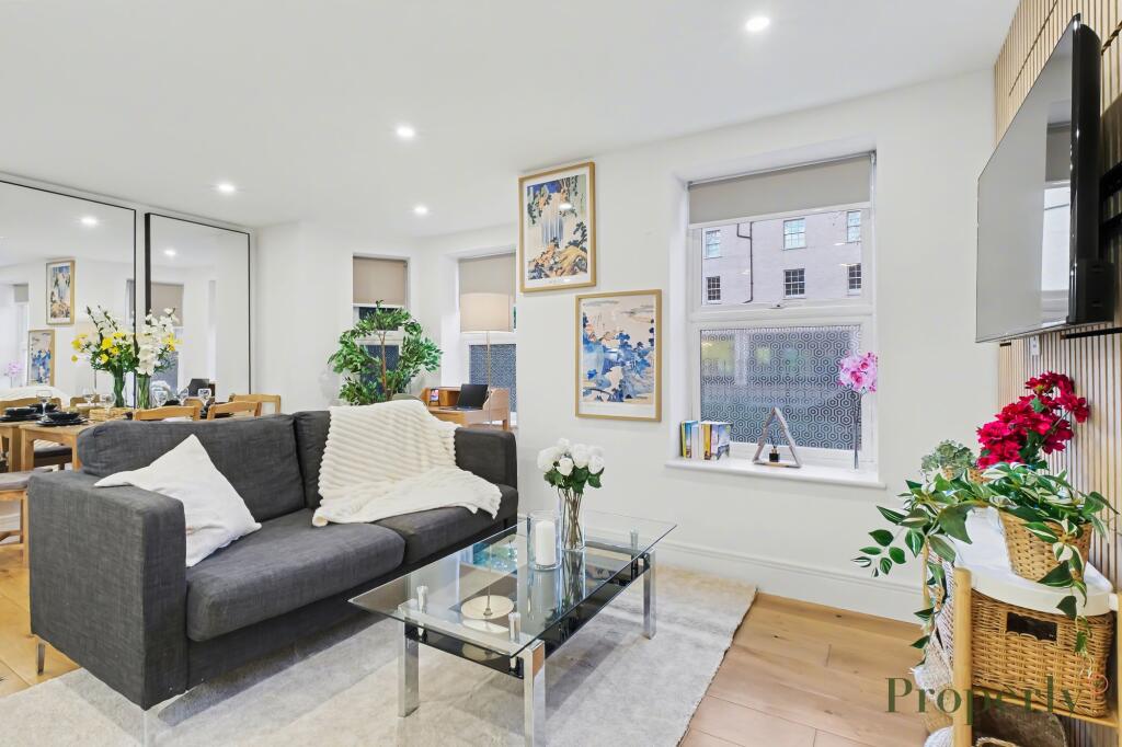 Main image of property: Chiswick High Road, London, W4