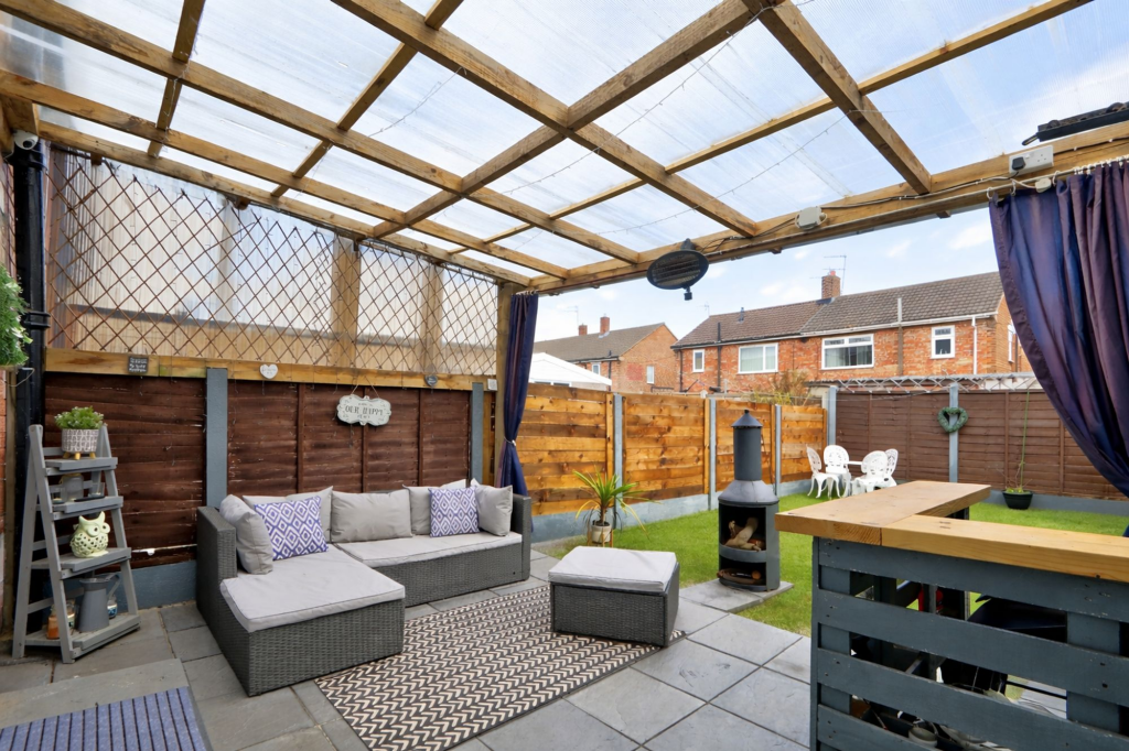 House in Middlesbrough, Redcar and Cleveland - More