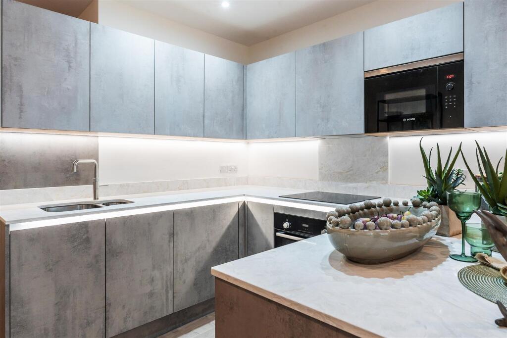 Apartment in Mole Valley, Dorking - View 4