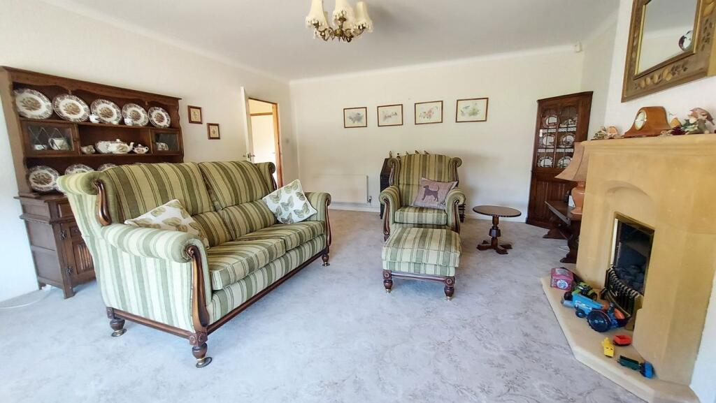 House in Bourne, The Croft - More