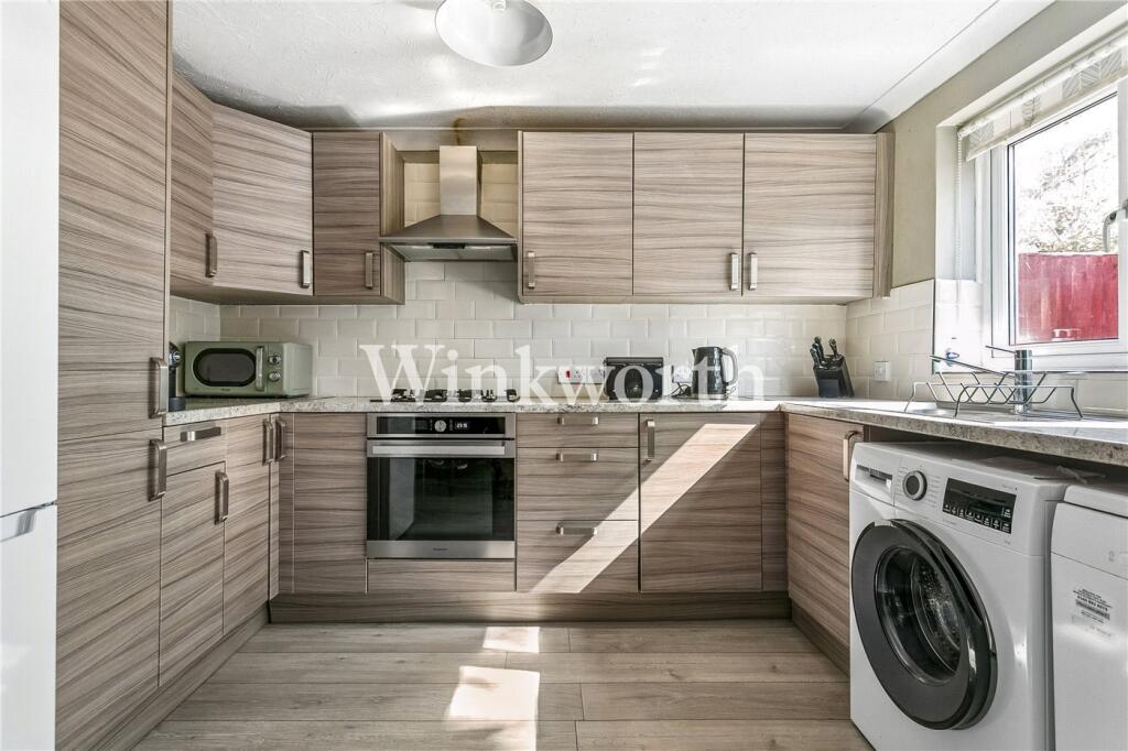 House in London, Harringay Warehouse District, Harringay - View 5