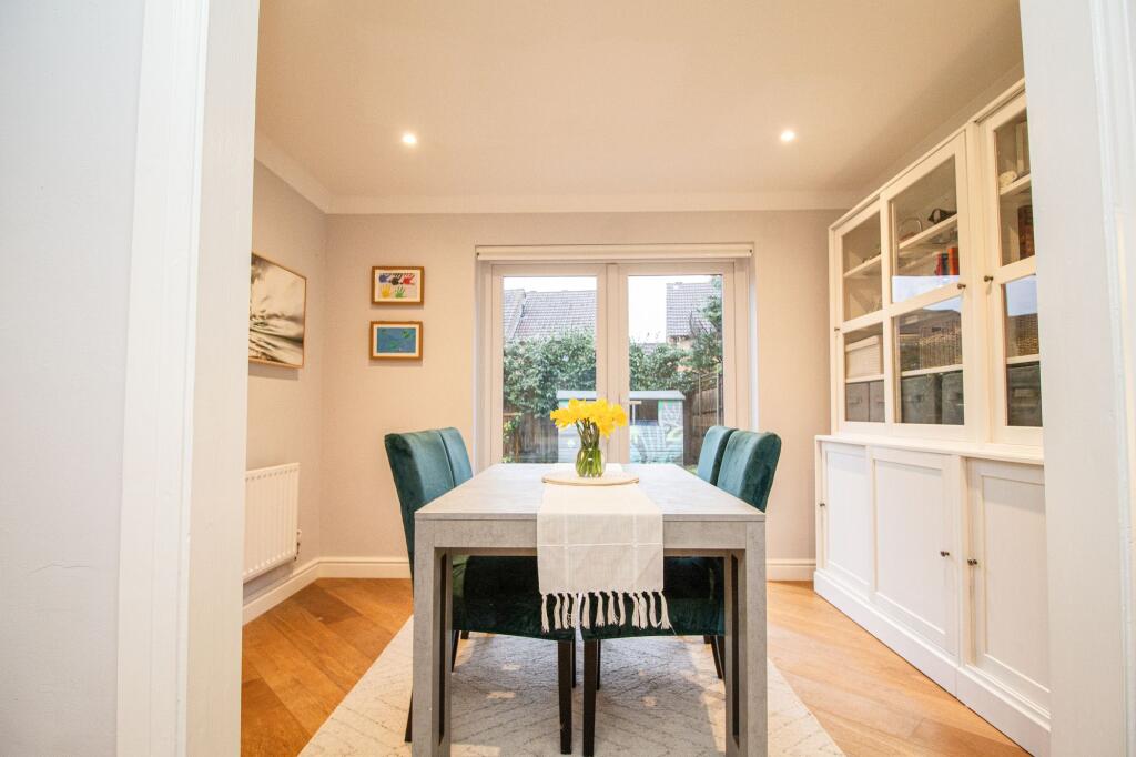 Oasthouse Drive, Fleet, GU51 photo 4