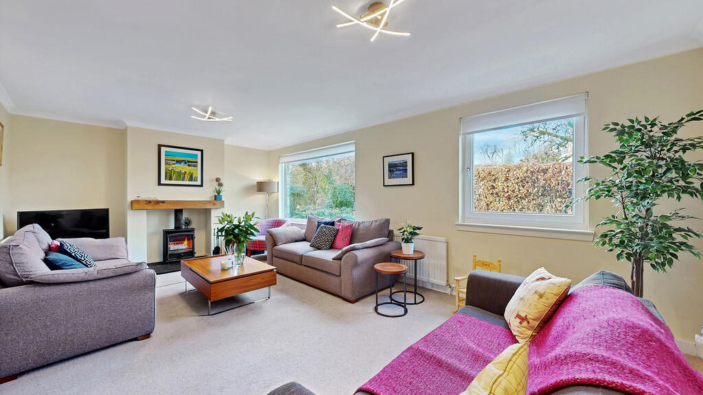 House in Bridge of Weir, Ranfurly, Renfrewshire - View 2